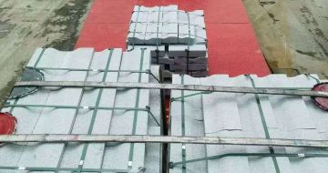 咸宁 芝麻白仿形加直形路沿石出货日常