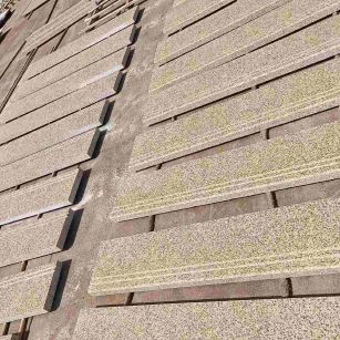 咸宁 黄金麻花岗岩光面楼梯踏步