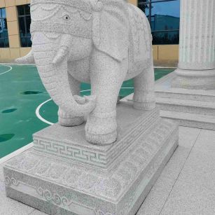 咸宁 白麻花岗岩动物异形石雕-大象