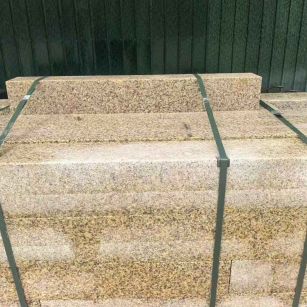 咸宁 黄金麻花岗岩石材机切面栏杆料半成品
