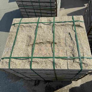 咸宁 黄金麻花岗岩石材自然面蘑菇石成品