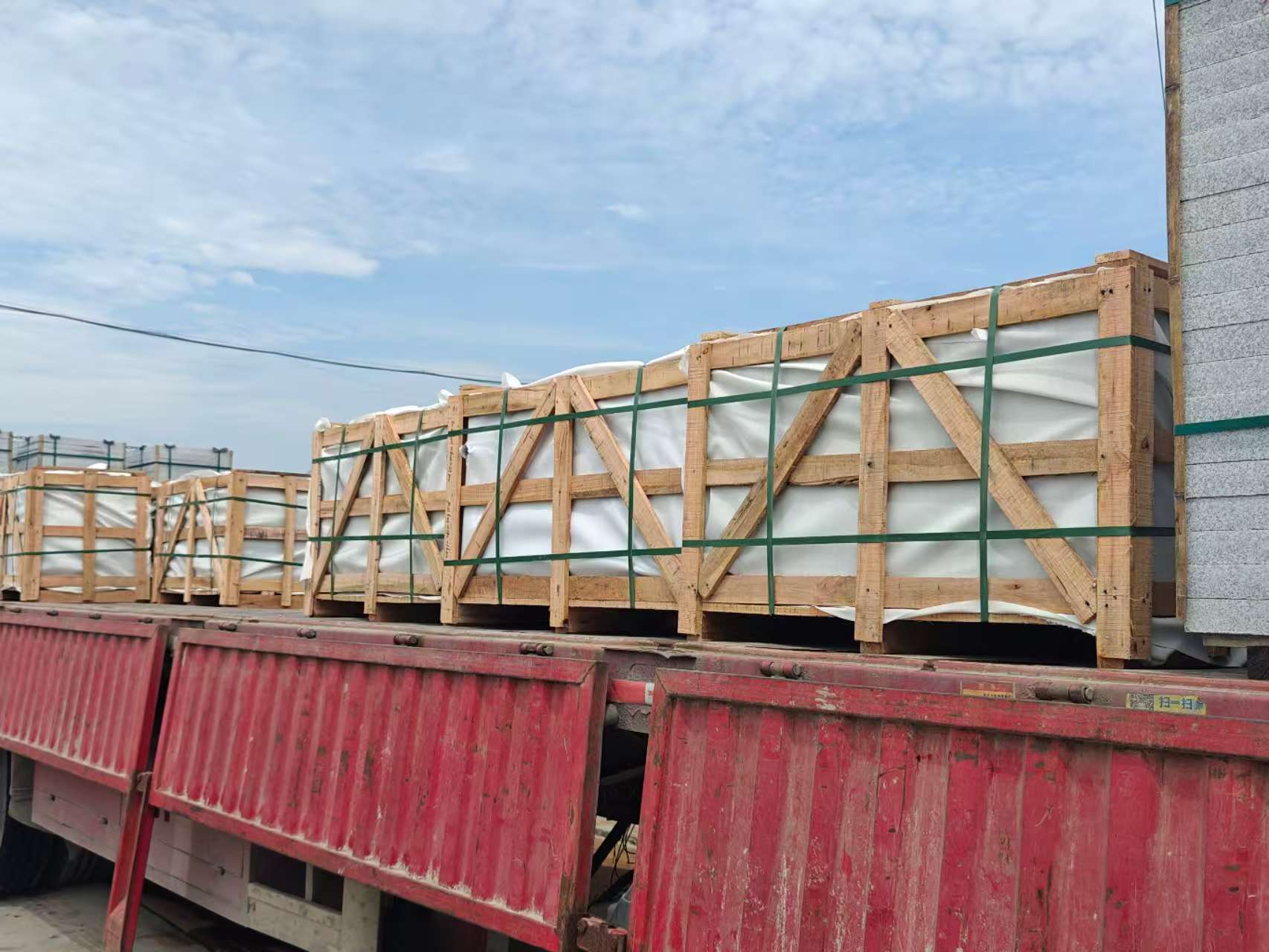 咸宁 芝麻白花岗岩地铺石出口专车-泰国游