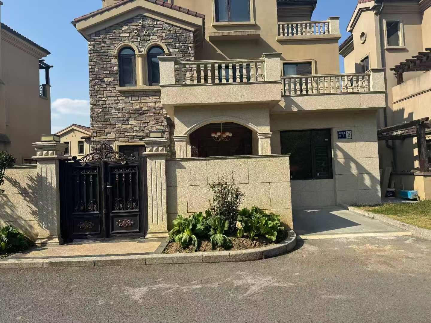 咸宁黄金麻别墅案例展示