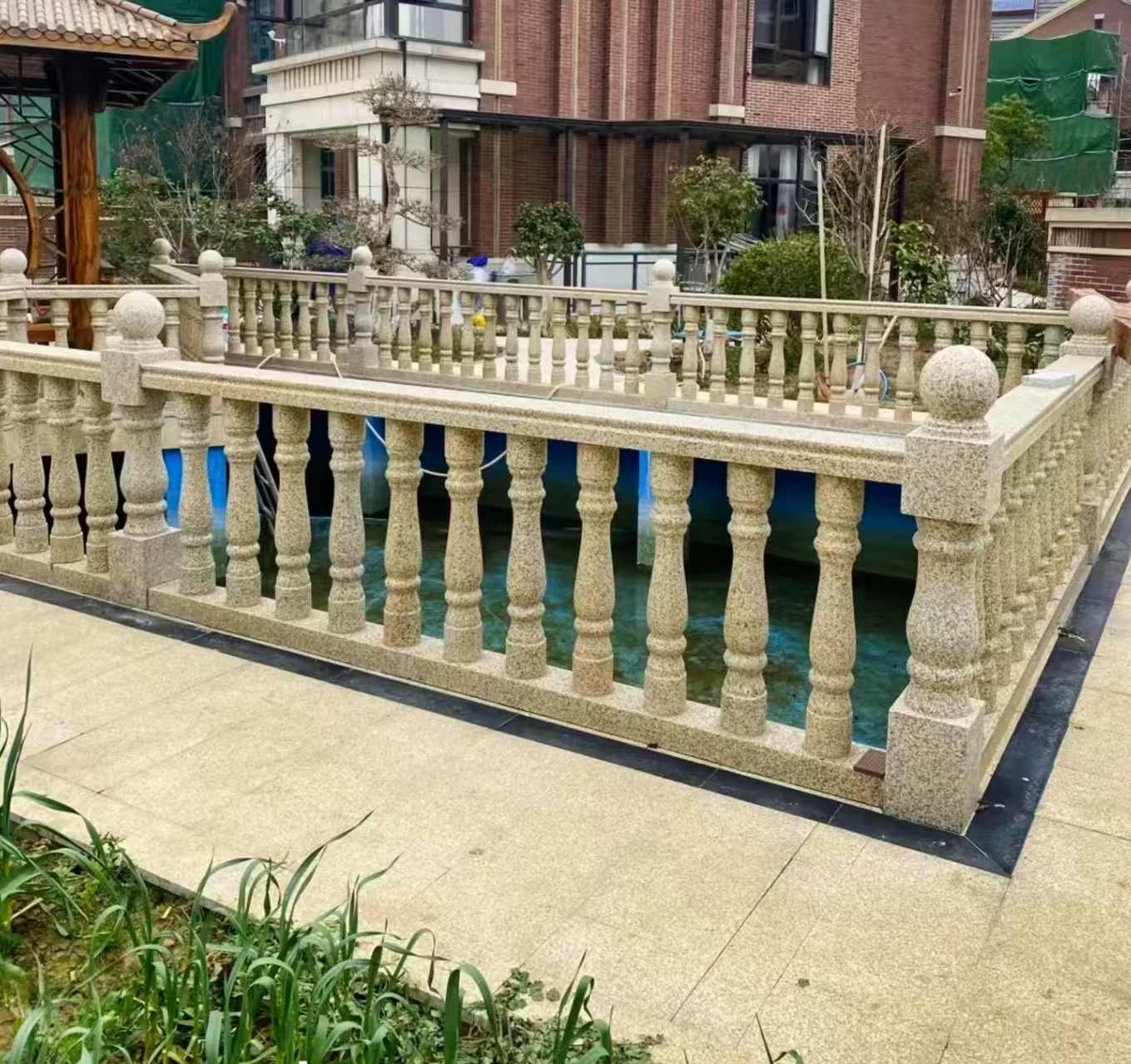 咸宁黄金麻花岗岩石材栏杆，扶手，将军柱，花瓶柱