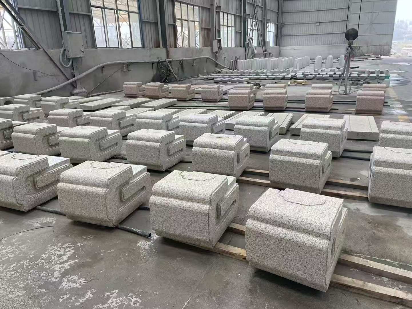 咸宁 白麻花岗岩异形加工-石凳，坐凳