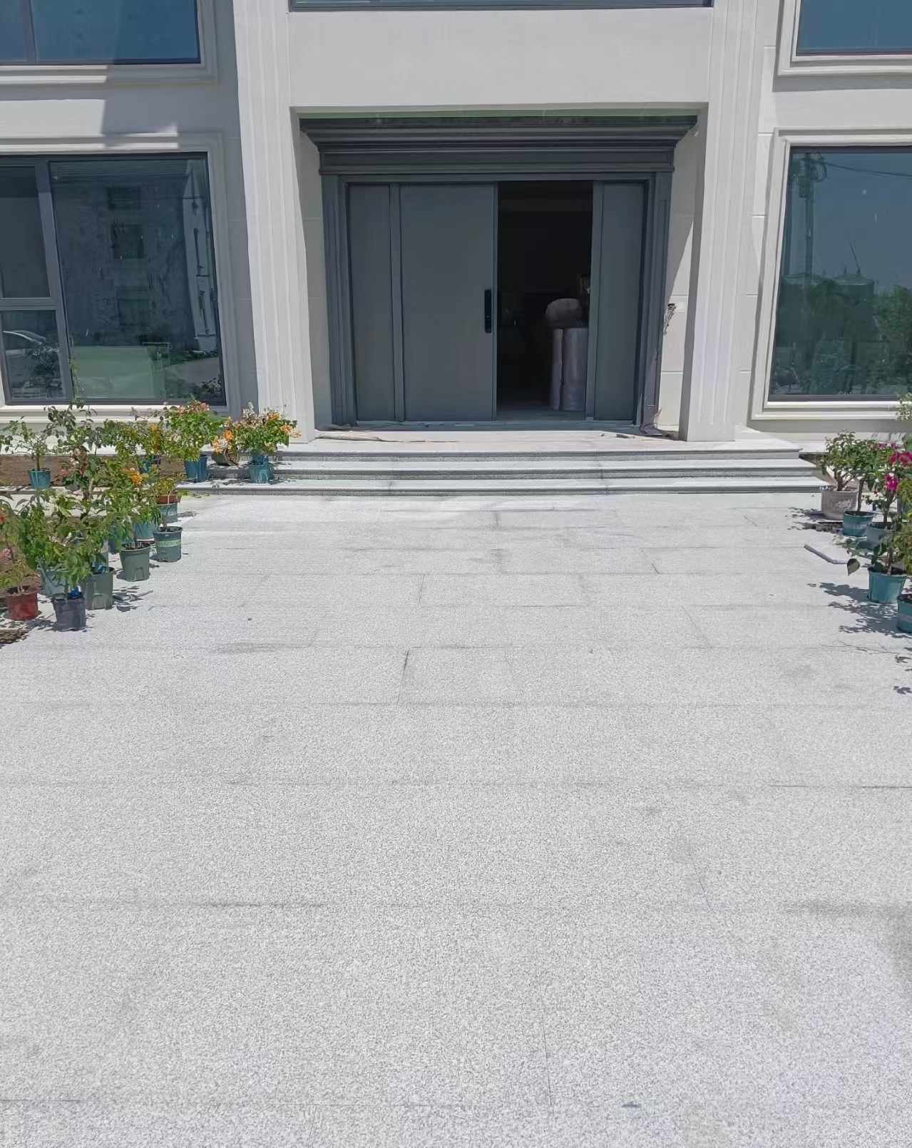 咸宁 芝麻白花岗岩地铺石地面铺装