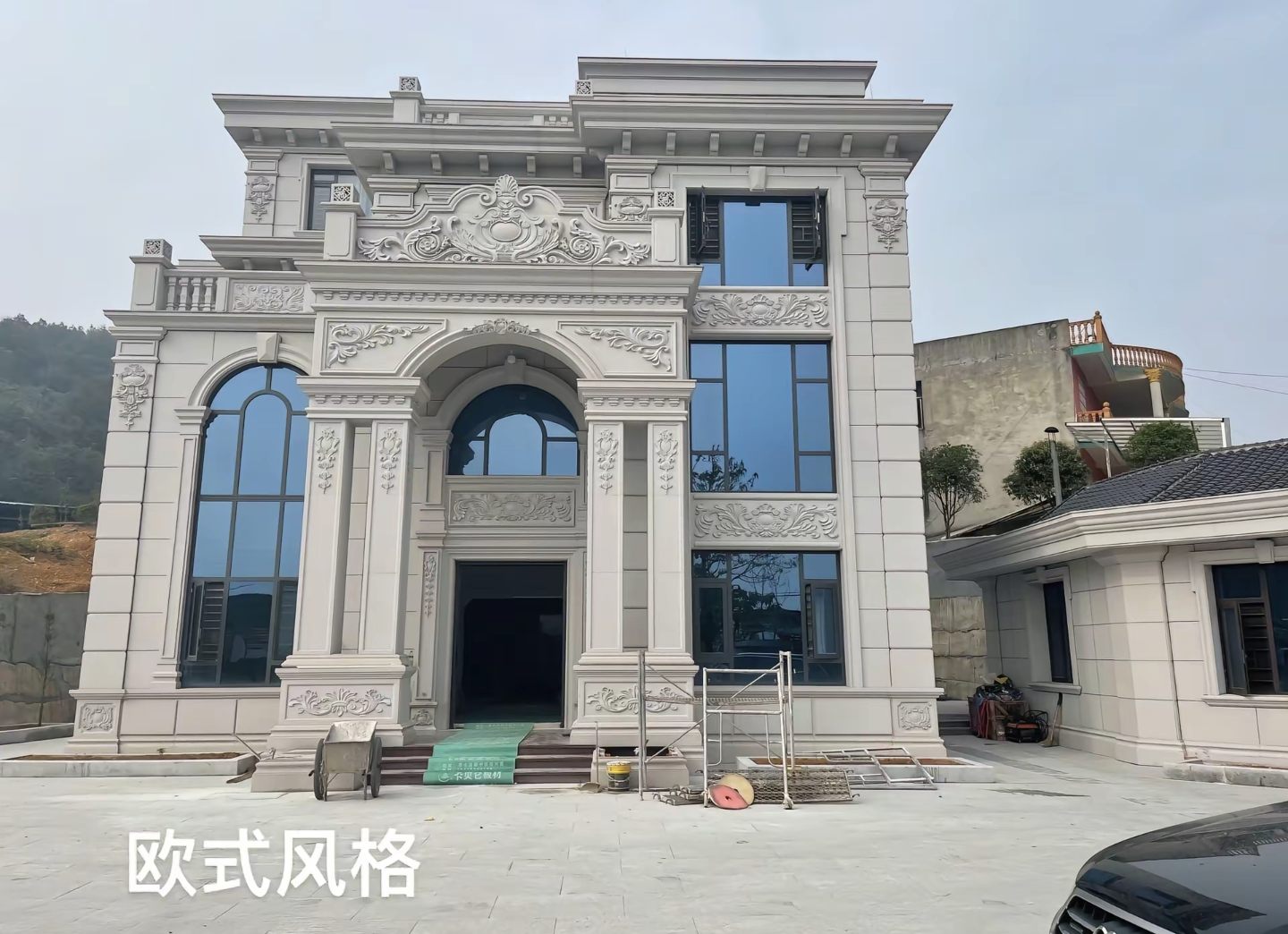 咸宁 白麻花岗岩别墅外墙干挂