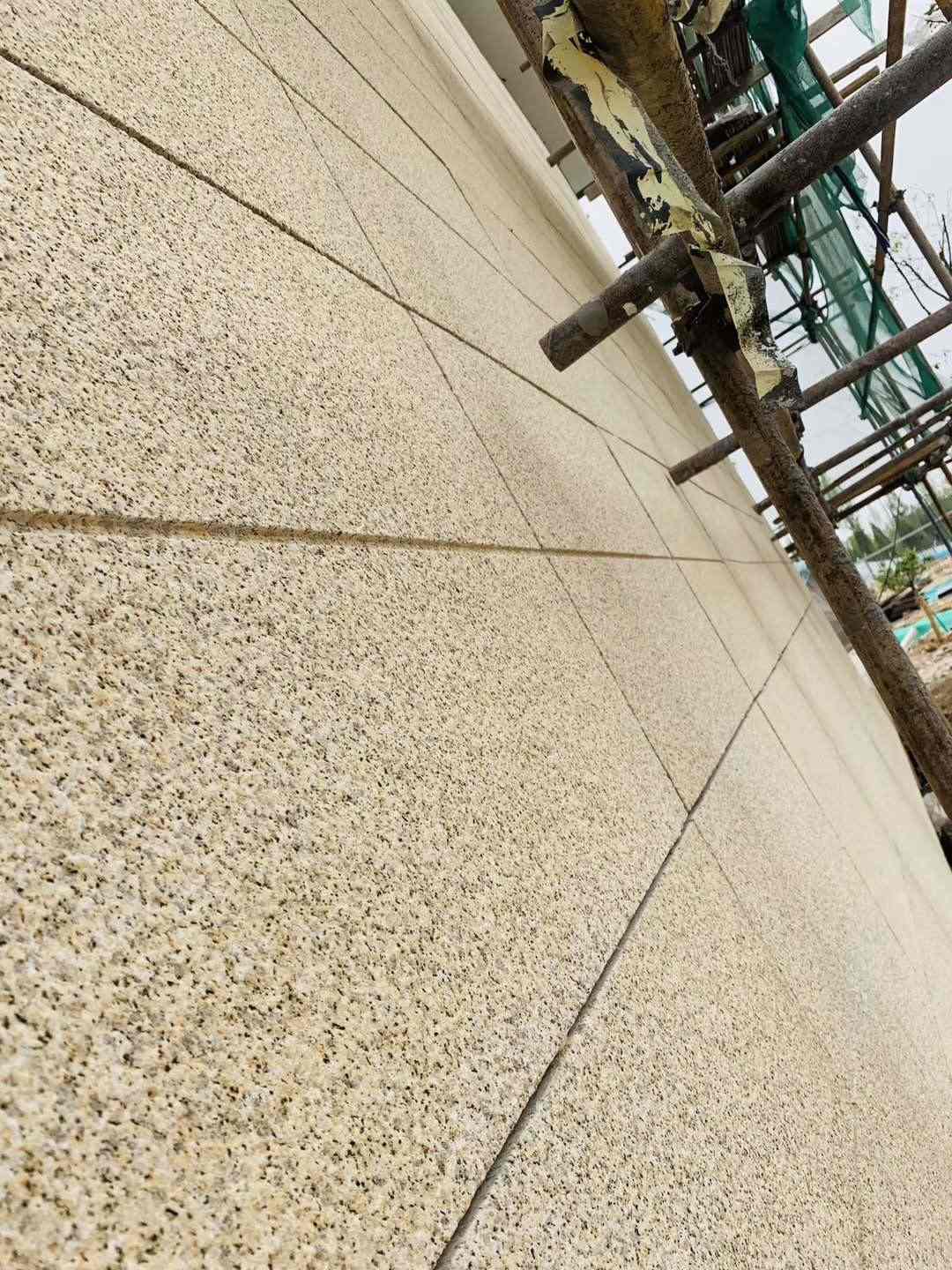 咸宁 黄金麻花岗岩荔枝面外墙干挂石材效果示例