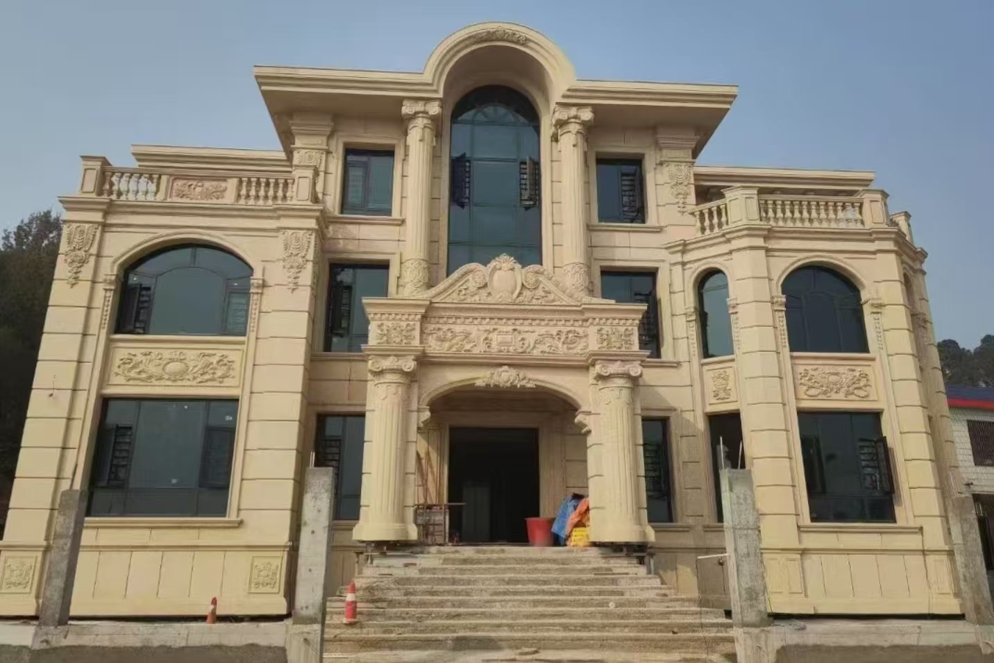 咸宁 黄金麻花岗岩别墅外墙干挂