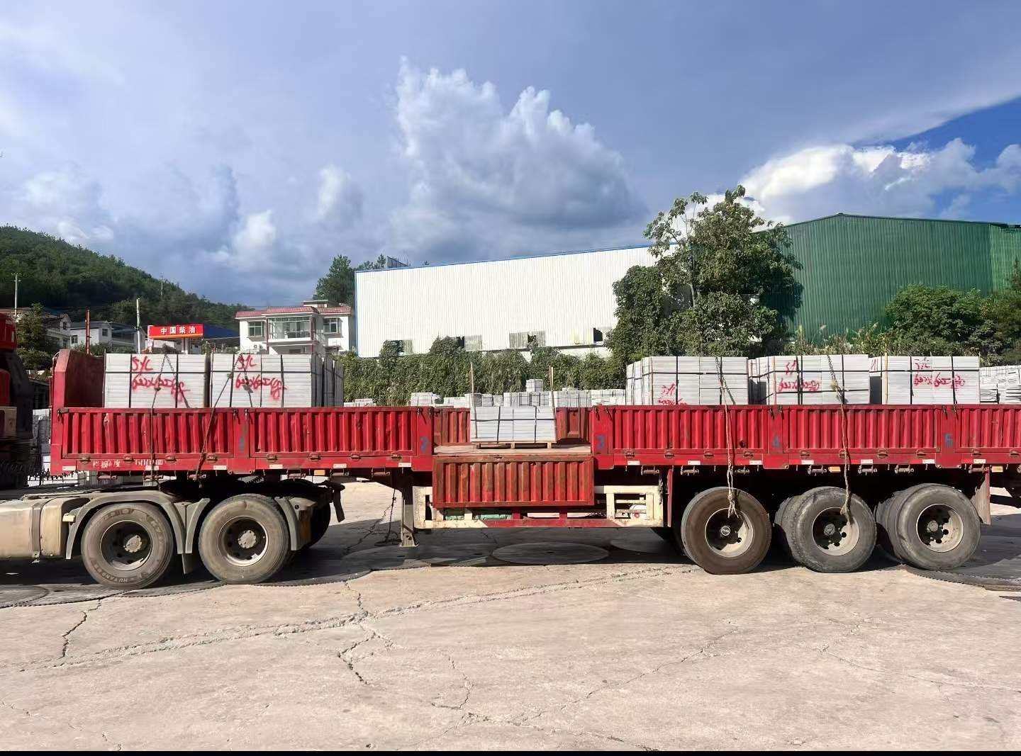 咸宁 芝麻灰花岗岩地铺石出货日常