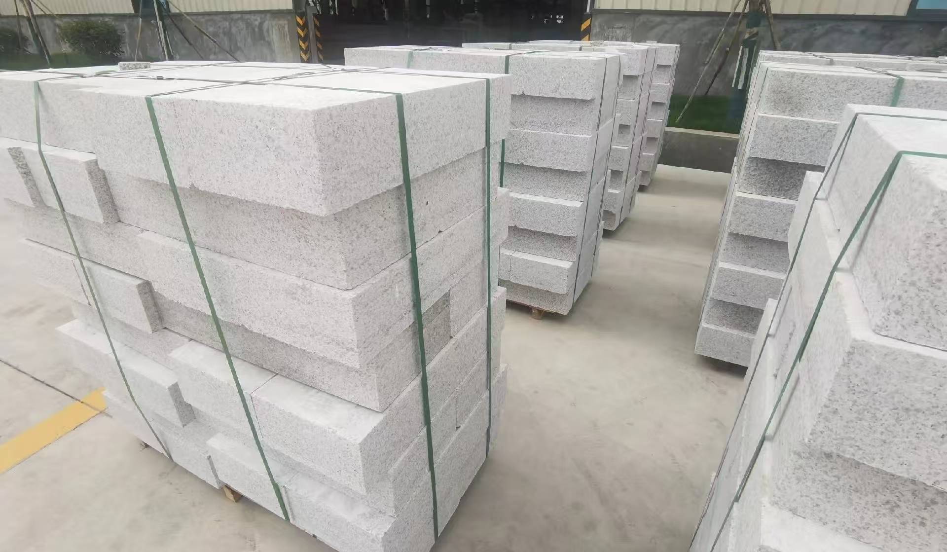 咸宁 白麻花岗岩路沿石，立缘石，平缘石，路牙石，道牙石，马路牙子等